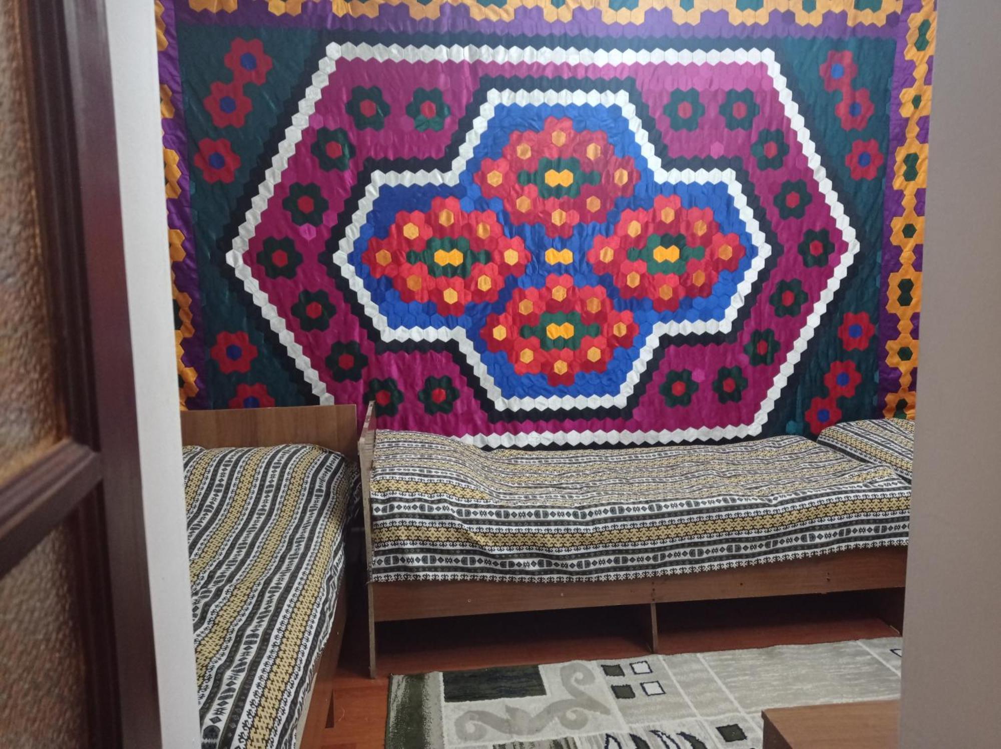Kgb Home Hostel Μπισκέκ Εξωτερικό φωτογραφία